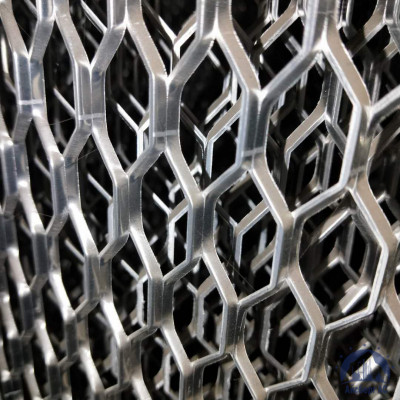 Алюминиевая декоративная просечно-вытяжная сетка 6х30х6,25 мм купить в Сочи